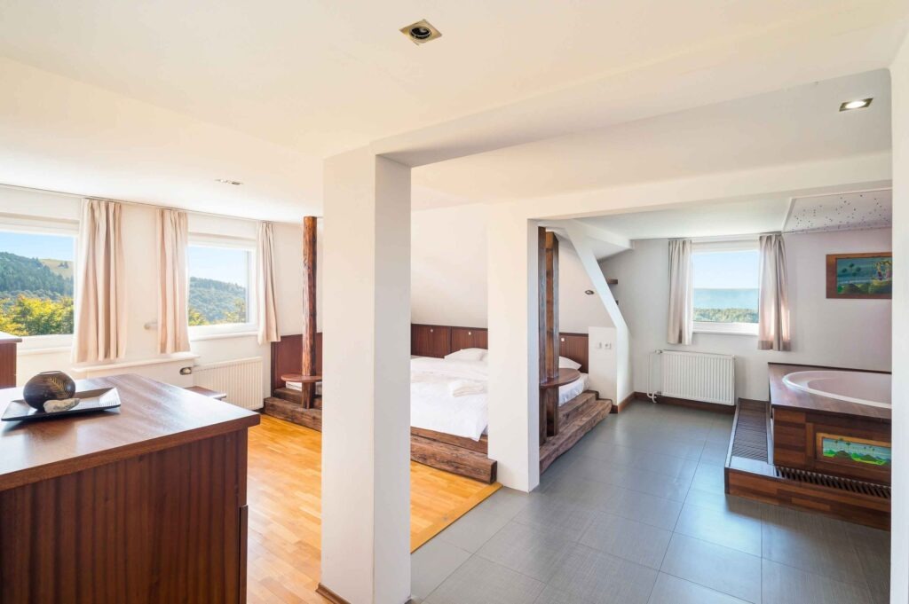 Apartman_KING_251008_MTS_7859-small