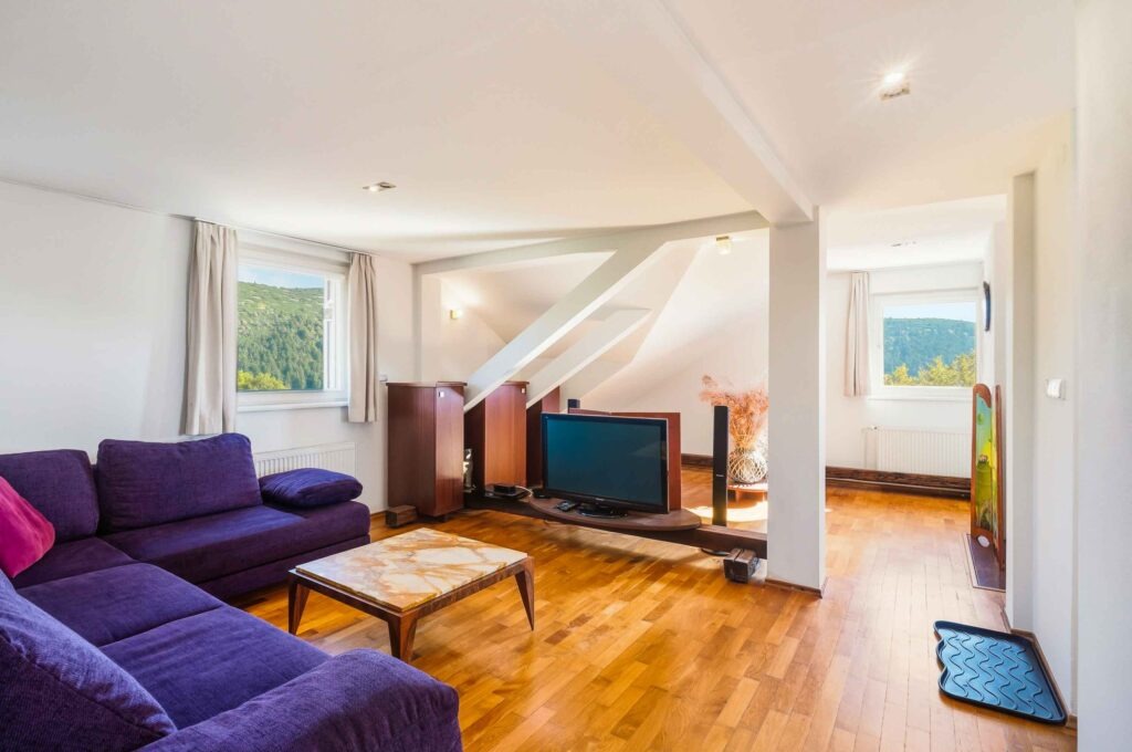 Apartman_KING_251008_MTS_7916-small